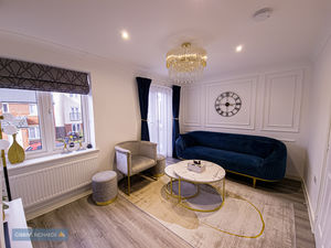 Sitting Room- click for photo gallery